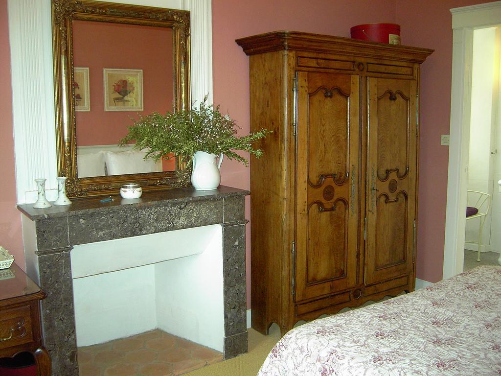 Domaine De Plisseau Bed and Breakfast Gauriac Kamer foto